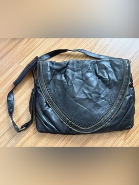 Matt & Nat vegan leather laptop Shoulder Bag